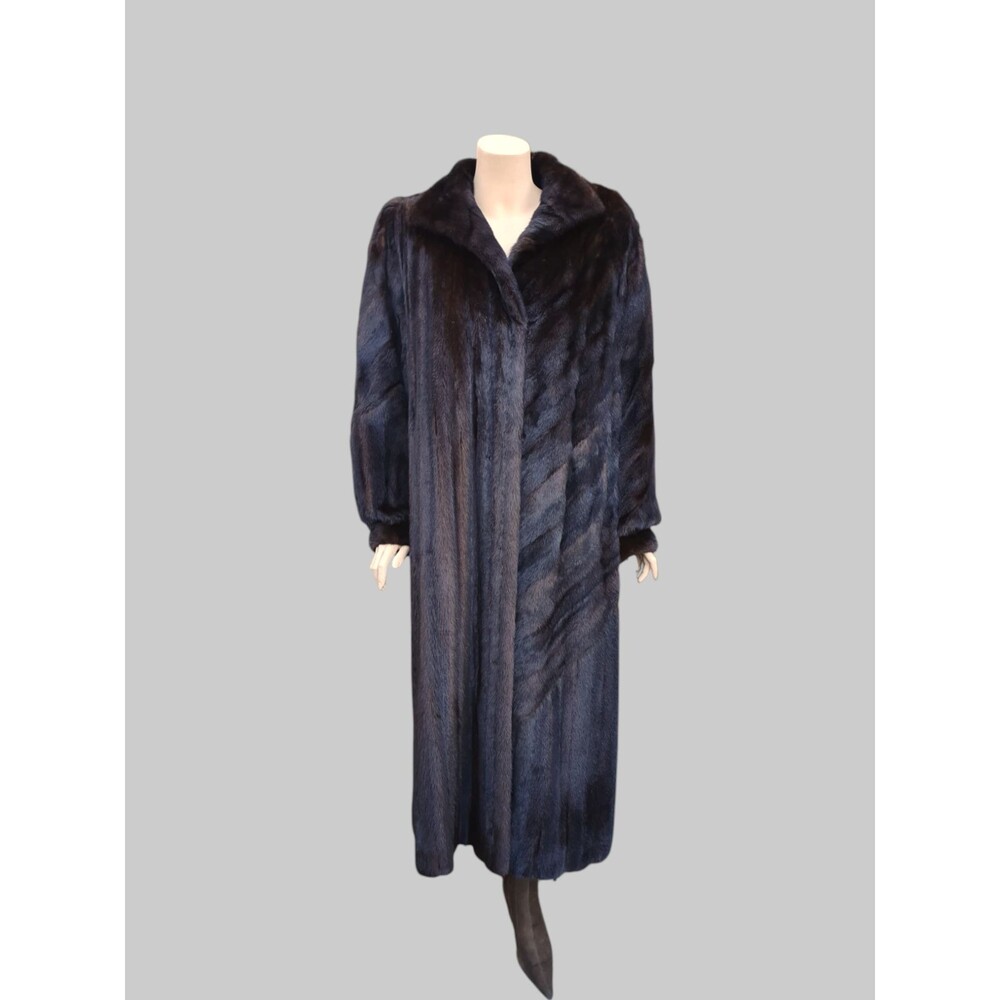 Women's Vintage Mahogany Mink Fur Coat - X Large